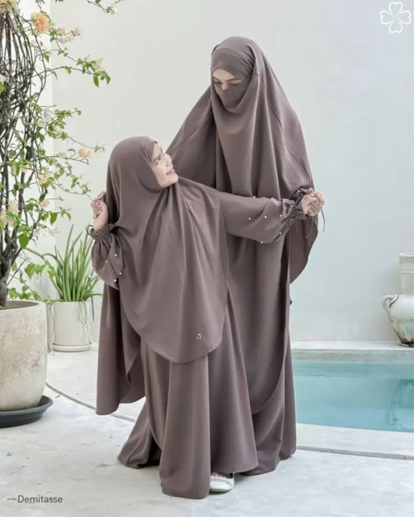 La Perla Demitasse Brown Set