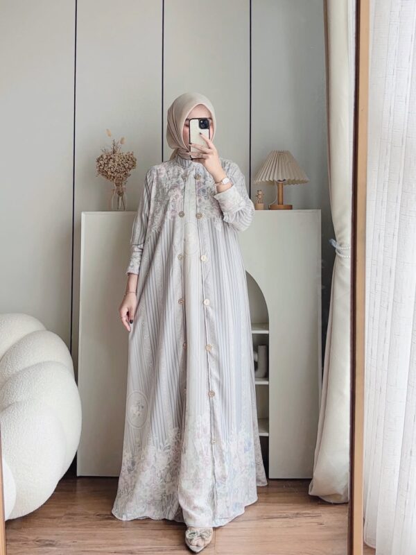 Madeena Cardy Queen Maxi